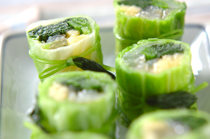 クラゲのキャベツ巻き