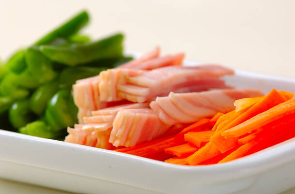 コンニャクのきんぴらの作り方の手順2