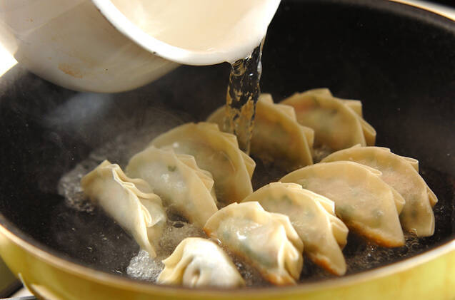 ゴママヨダレ餃子の作り方の手順8