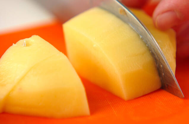 ジャガイモの甘煮の作り方の手順1