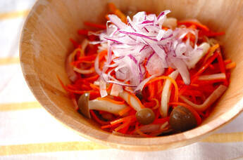 ニンジンのサラダ