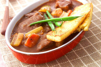 ビーフシチューポレンタ添