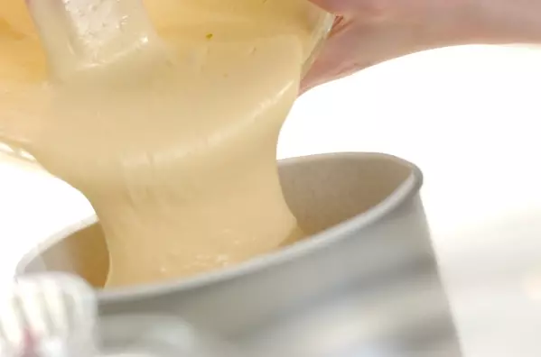 スポンジケーキ 失敗しない!しっとりふわふわ 初心者でも簡単の作り方5