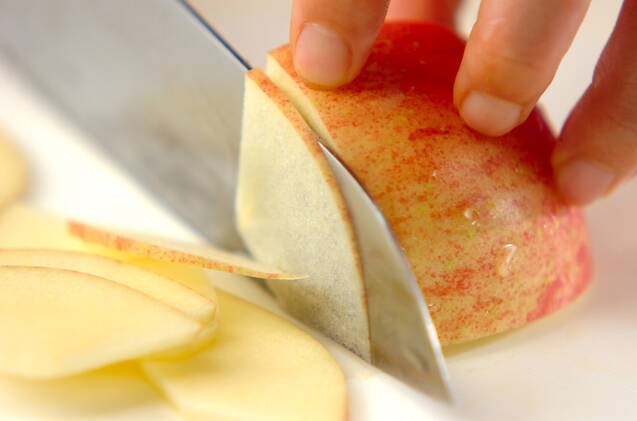 リンゴとカッテージチーズのサラダの作り方の手順1
