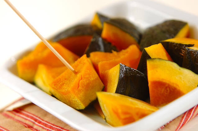 カボチャとナッツの炒め物の作り方の手順1