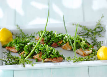 鶏肉のネギオリーブ油のせ