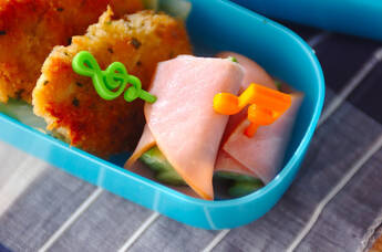 ハムのキュウリ巻き