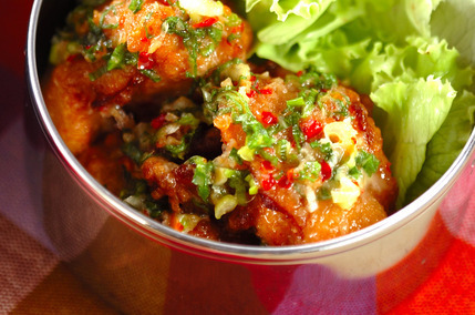 鶏唐のマヨチリ和え