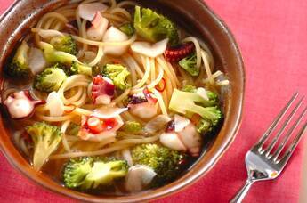 ブロッコリーのスープパスタ