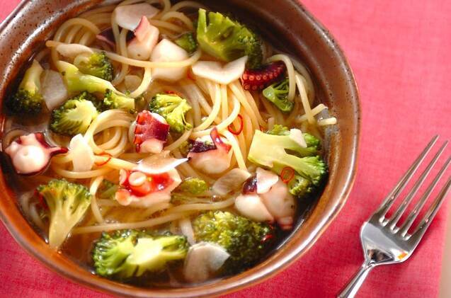 ブロッコリーのスープパスタ