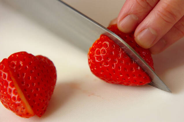 イチゴシュークリームの作り方の手順1