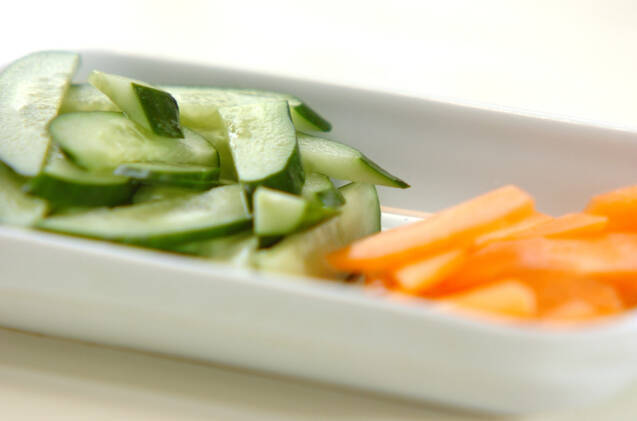 キュウリのスープの作り方の手順1