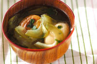 白ウリと丸麩のお吸い物