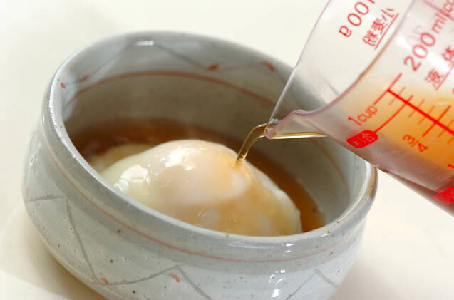 電子レンジで簡単！温泉卵 失敗なしの作り方の手順3