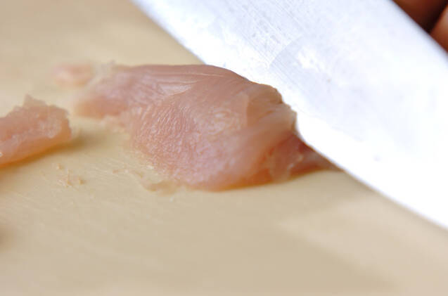 ささ身と豆腐のお吸い物の作り方の手順1