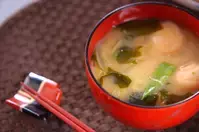 玉ネギのみそ汁