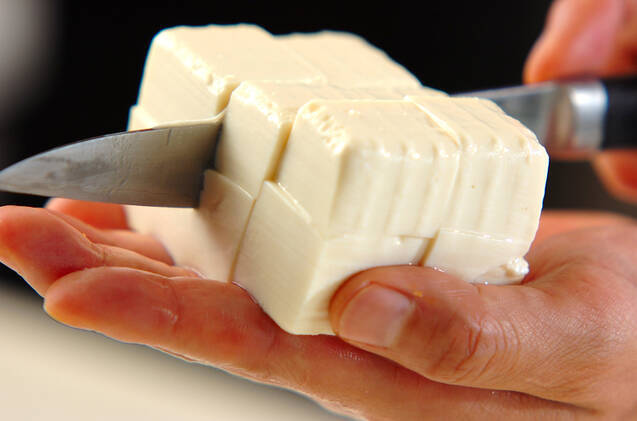 豆腐のみそ汁の作り方の手順1