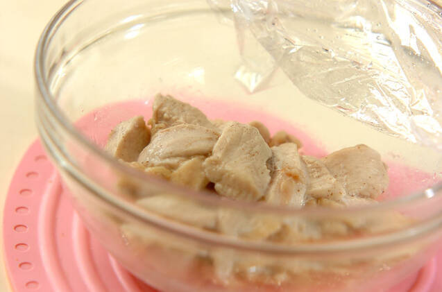 鶏むね肉とらっきょうのマヨ和えサラダの作り方の手順1