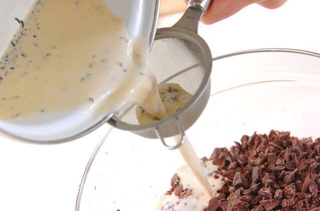 簡単だけど本格的！とろける生チョコの作り方の手順3