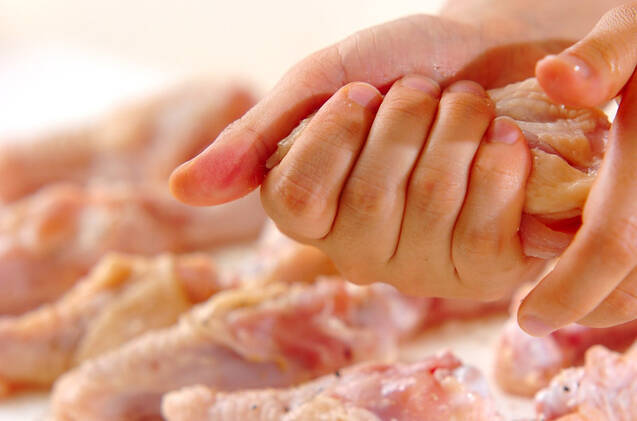 鶏肉の白ワイン煮の作り方の手順1