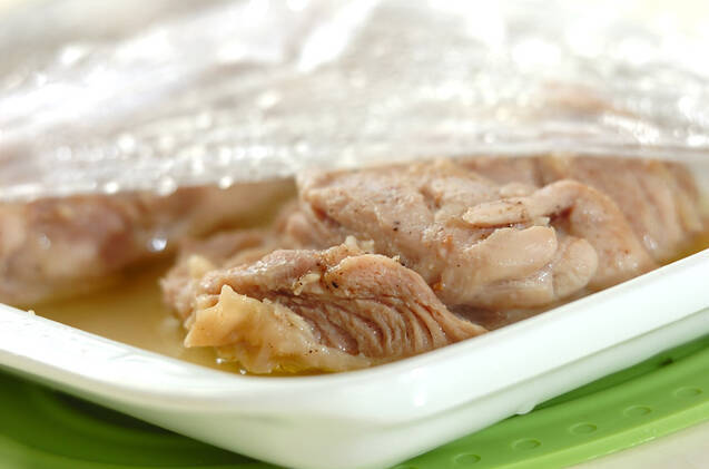 レンジで簡単 鶏もも肉 ほぼ蒸すだけ 絶品味付けの作り方の手順4