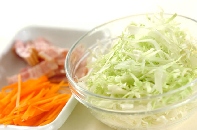 ベーコンとキャベツのスープの作り方の手順1