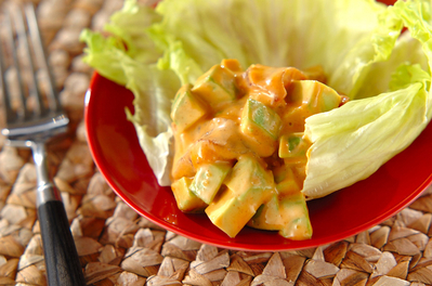 マグロとアボカドの韓国風サラダ 副菜 のレシピ 作り方 E レシピ 料理のプロが作る簡単レシピ