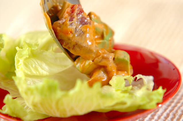 マグロとアボカドの韓国風サラダの作り方の手順5
