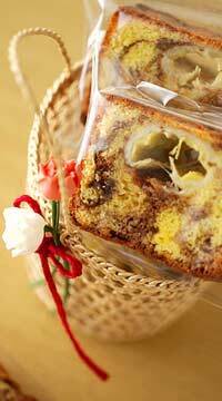 マーブル模様のチョコバナナケーキ