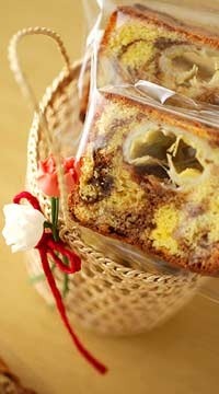 マーブル模様のチョコバナナケーキ