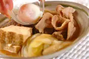 豚肉のすき焼き風煮物の作り方3