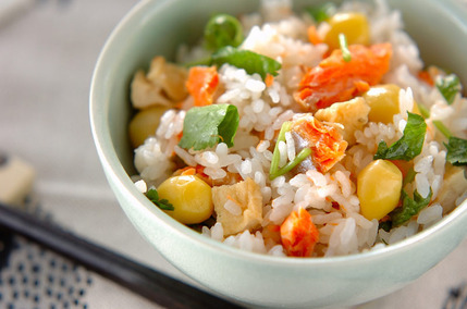 鮭の炊き込みご飯