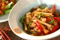 細切り豚肉と野菜炒め
