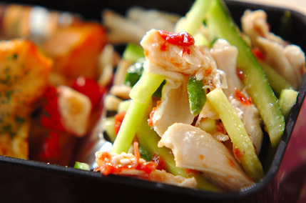 ささ身とキュウリの梅肉和え