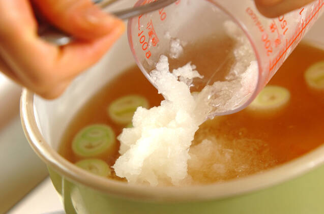 さっぱりナメコのおろし汁の作り方の手順2