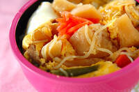 肉ジャガ卵とじ丼