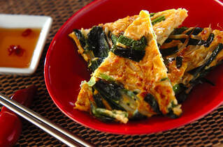 ニラとモヤシの卵焼き