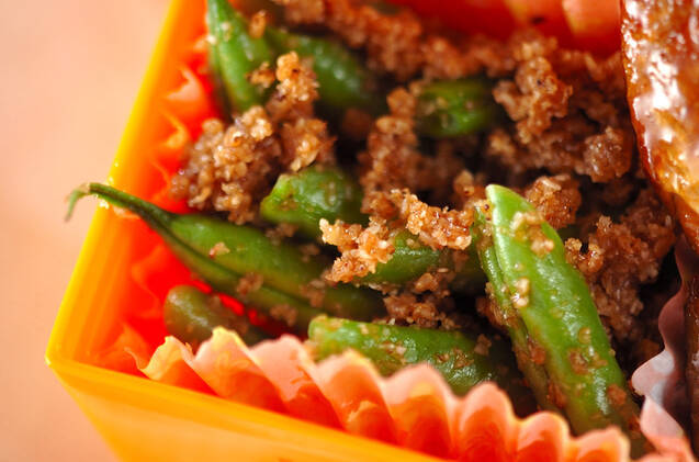 サヤインゲンのゴマ和え