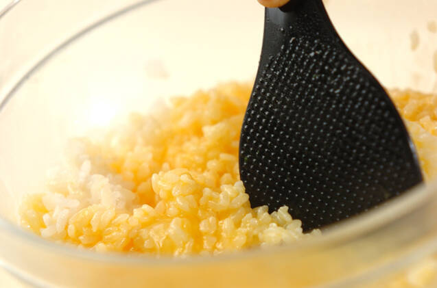 チャーシューレタスチャーハンの作り方の手順2