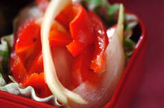 パプリカと玉ネギのマリネ