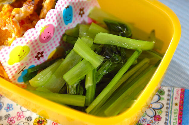 小松菜の蒸し煮