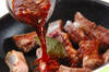 骨付き豚バラ肉のトマトソース煮の作り方の手順5
