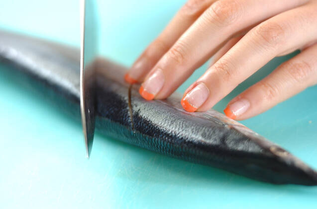 サンマの薬味ソースがけの作り方の手順1