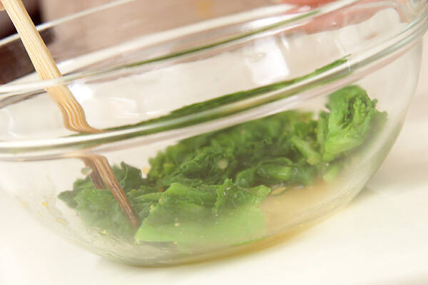 菜の花からし和えの作り方の手順2