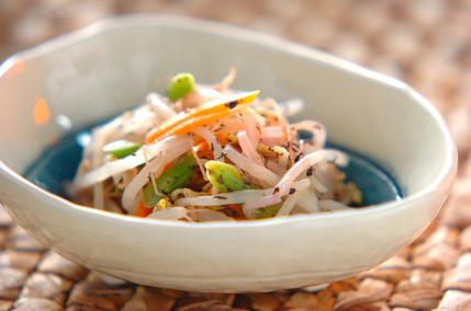 モヤシのユカリ和え