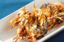 沖縄の味！サクサクもずくの天ぷら