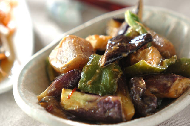 ご飯がすすむ！なすの味噌炒め 大量消費にもおすすめ