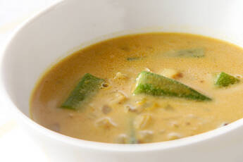 オクラのカレースープ