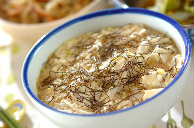 豆腐と長芋のふんわり蒸しご飯