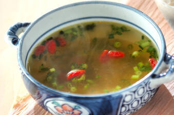 たっぷりネギの中華スープ